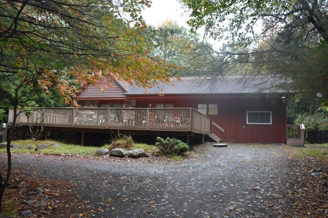5 Bdr Cabin Game Rm Large Deck Fireplace Firetable Lake Harmony Kültér fotó